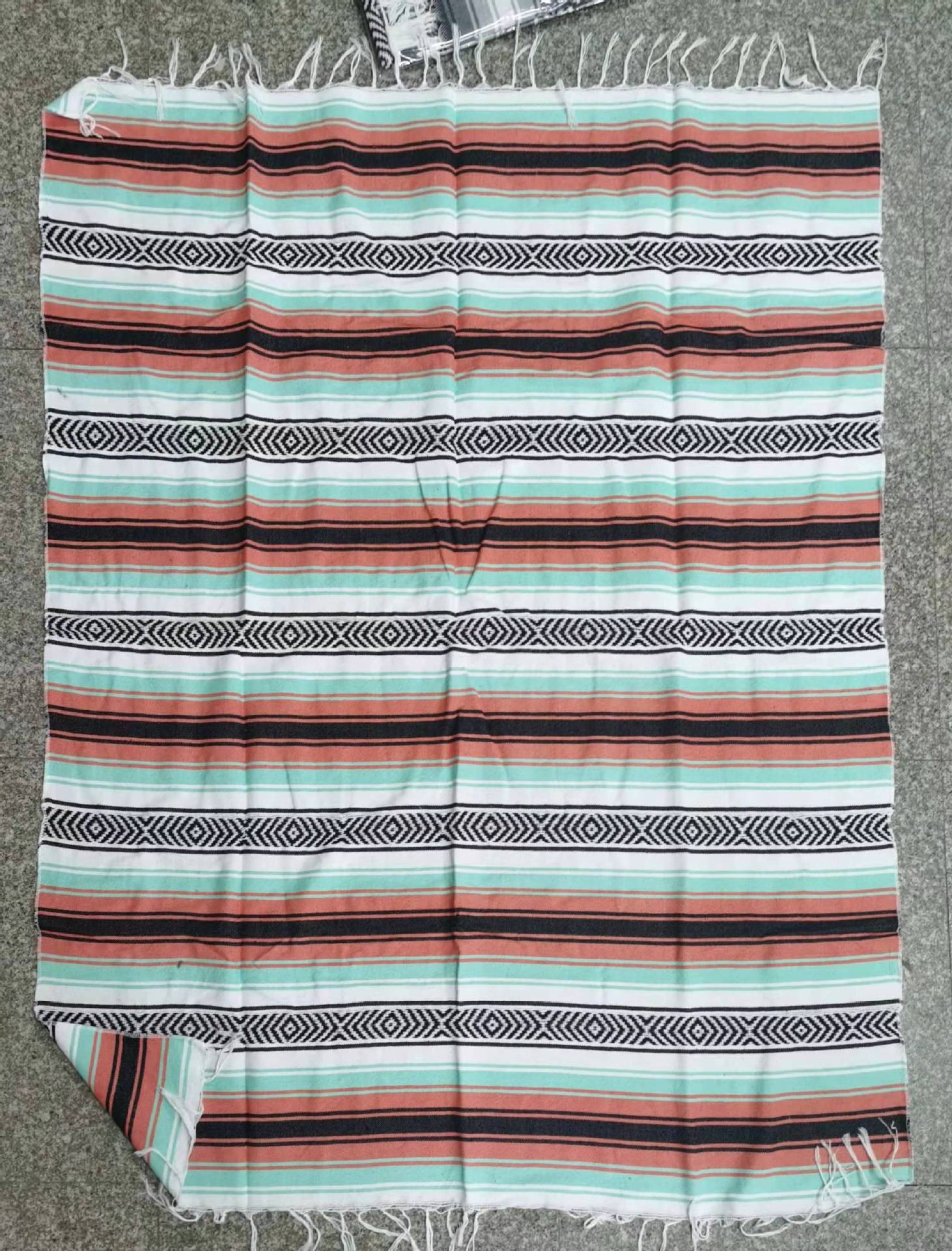 Colorful Thin Outdoor Blankets and Throws