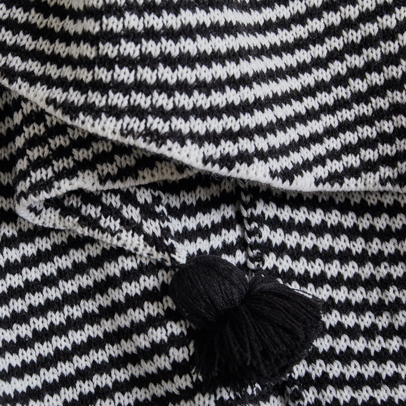 Multicolor woven throw blanket
