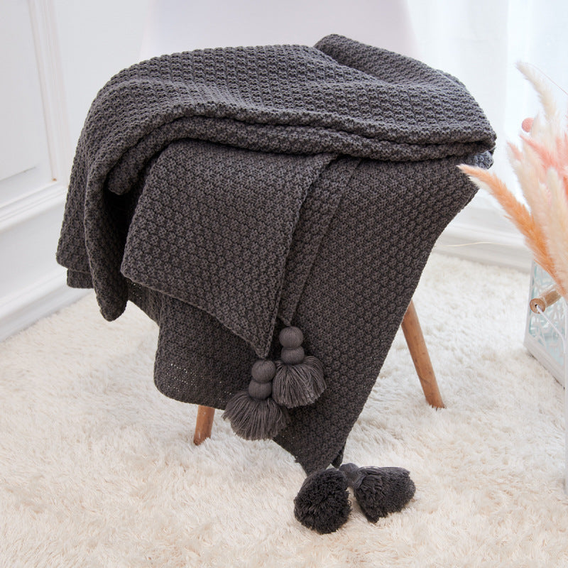 Multicolor woven throw blanket
