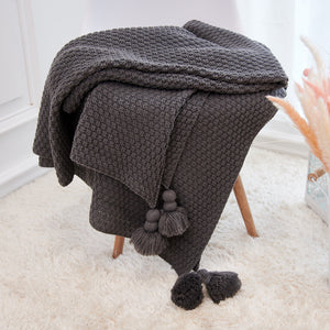 Multicolor woven throw blanket