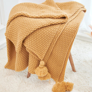 Multicolor woven throw blanket